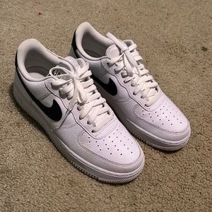 White/Black Air Force 1s 9.5